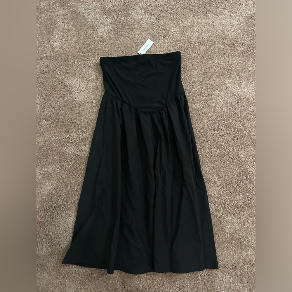 Elegant Black Midi Dress